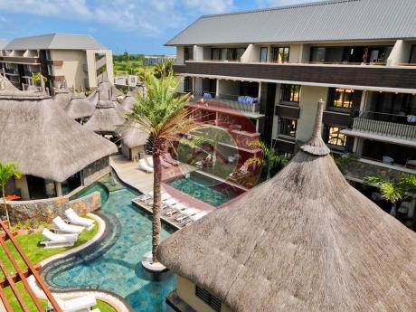 REVENTE APPARTEMENT VUE PISCINE AU DOMAINE DES ALIZEES A GRAND BAIE-ILE MAURICE