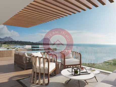 FACE MER ! LUXUEUX PENTHOUSES CONNECTES AVEC SUBLIME VUE MER A RIVIERE NOIRE – ILE MAURICE