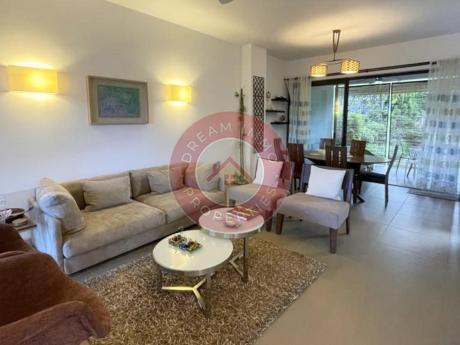 REVENTE DUPLEX DE 3CH AVEC JARDIN PRIVE DANS UNE RESIDENCE ENTRE MER & GOLF – ILE MAURICE