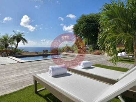 LOCATION VILLA 2 CH AVEC PISCINE ET VUE MER A COLOMBIER – SAINT-BARTH