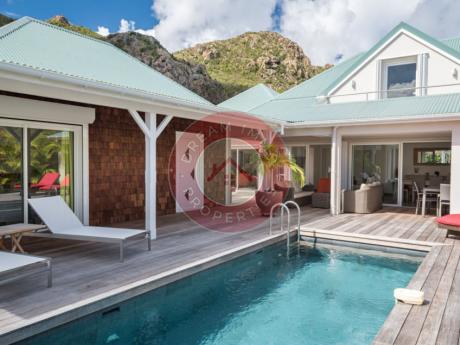 CHARMANTE VILLA ATYPIQUE 1 CH AVEC PISCINE A GRAND FOND– SAINT-BARTH