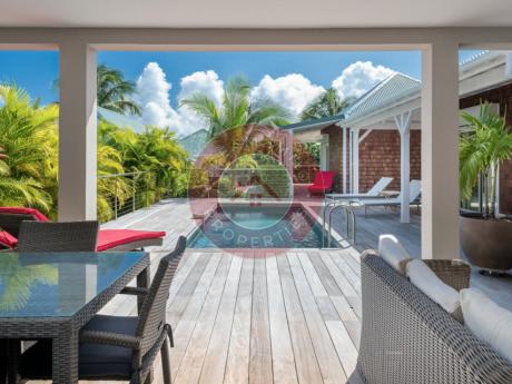 CHARMANTE VILLA ATYPIQUE 3 CH AVEC PISCINE A GRAND FOND– SAINT-BARTH