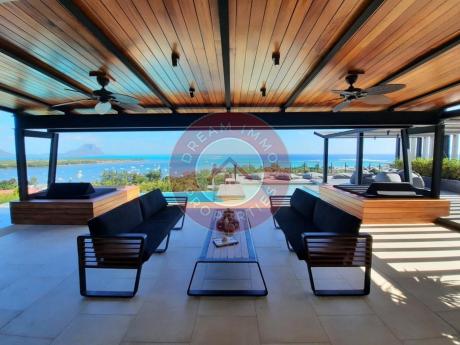 INCROYABLE ET LUXUEUSE VILLA DE 5 CH VUE MER A TAMARIN - ILE MAURICE