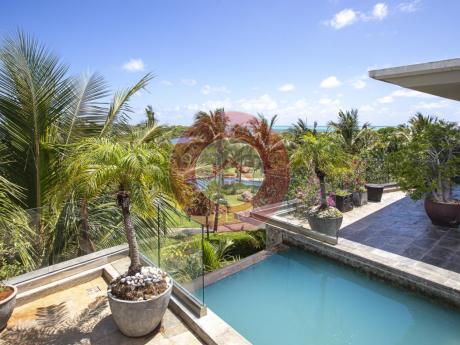 SUBLIME PENTHOUSE 4 CH VUE MER ENTRE MER & GOLF A AZURI – ILE MAURICE