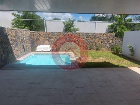 MAGNIFIQUE DUPLEX DE 3 CH PROCHE MER A TAMARIN - ILE MAURICE 