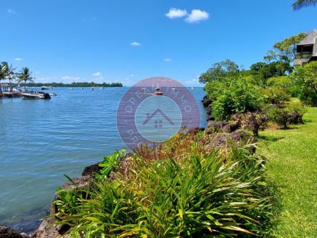 APPARTEMENT DE 2 CHAMBRES AU RDC AVEC VUE MER DANS LE DOMAINE D’ANAHITA - ILE MAURICE 