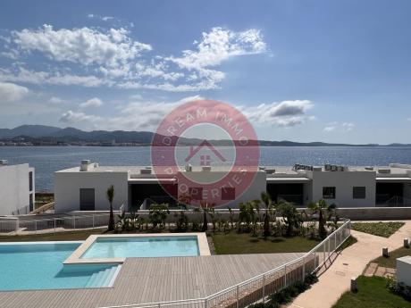 TOP OFFRE ! BEL APPARTEMENT 2CH AVEC VUE IMPRENABLE MER A CALA GRACIO - IBIZA