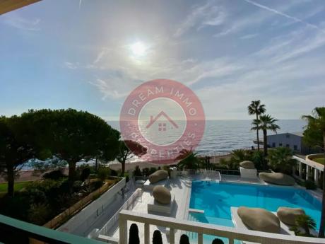 APPARTEMENT DE PRESTIGE DANS UNE LUXUEUSE RÉSIDENCE AVEC VUE MER A FONTVIEILLE - MONACO