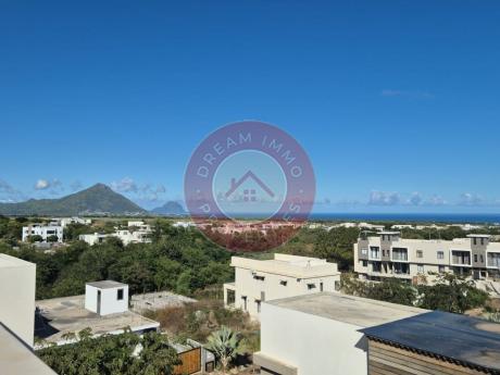 SUPERBE PENTHOUSE AVEC MAGNIFIQUE VUE MER A FLIC EN FLAC - ILE MAURICE