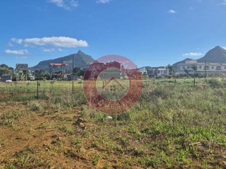 TERRAIN RESIDENTIEL DE 1050 M2 A VENDRE DANS LE QUARTIER DE L’AVENIR - LE MAURICE