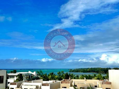 BEAU PENTHOUSE VUE MER AVEC ACCES DIRECT PLAGE & GOLF A AZURI - ILE MAURICE