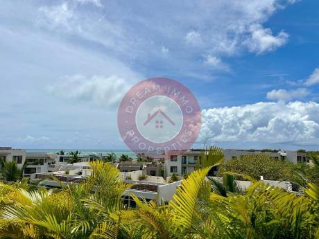 SPACIEUX PENTHOUSE VUE MER DANS UNE RESIDENCE AVEC HOTEL & GOLF A AZURI - ILE MAURICE