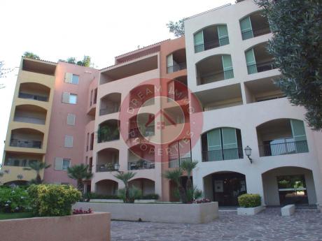 APPARTEMENT 2 PIECES AVEC PARKING SITUE A FONTVIEILLE - MONACO