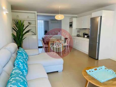 LOT DE DEUX APPARTEMENTS MEUBLES A 150M DE LA PLAGE A MONT CHOISY - ILE MAURICE