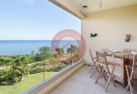 FRONT DE MER ! APPARTEMENT MODERNE VUE MER A VENDRE A FLIC-EN-FLAC – ILE MAURICE