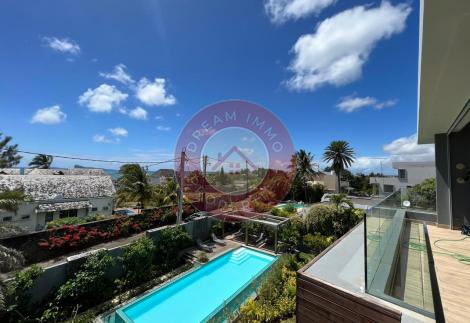 BEAU PENTHOUSE MODERNE CONSTRUIT VUE MER A POINTE AUX CANONNIERS - ILE MAURICE