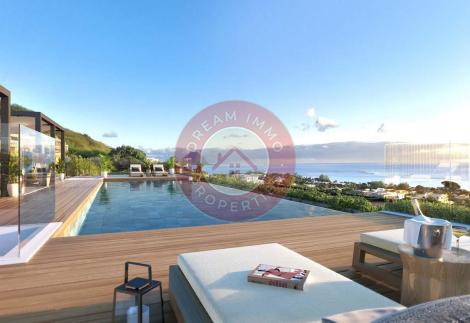 MAGNIFIQUE PENTHOUSE VUE MER AVEC TOIT - TERRASSE & PISCINE A TAMARIN - ILE MAURICE