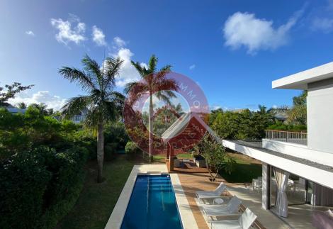 LUXUEUSE VILLA SUR UN GOLF & A 2 PAS DU LAGON DE MONT CHOISY - ILE MAURICE