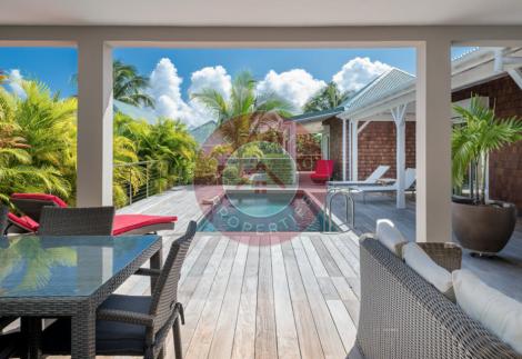 CHARMANTE VILLA ATYPIQUE 3 CH AVEC PISCINE A GRAND FOND– SAINT-BARTH