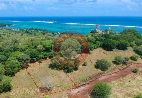 BEAU TERRAIN DE 2200 M² VUE MER PANORAMIQUE LAGON A BAIE DU CAP – ILE MAURICE