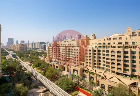 BEAU PENTHOUSE EN DUPLEX RENOVE DE 4CH SUR LA PALM JUMEIRAH - DUBAI