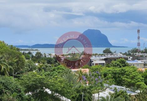 MAGNIFIQUE PENTHOUSE AVEC VUE PANORAMIQUE SUR LA MER, MORNE ET MONTAGNE A TAMARIN – ILE MAURICE