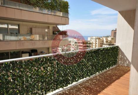 BEL APPARTEMENT CONTEMPORAIN VUE MER PROCHE DES COMMODITES A LA ROUSSE - MONACO