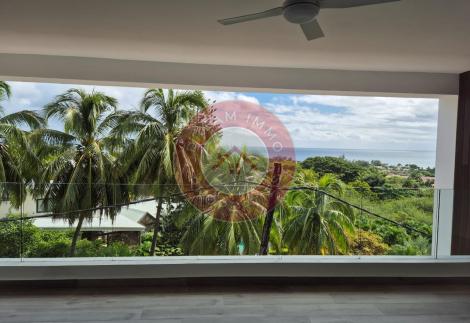 SPACIEUX APPARTEMENT 3 CH AVEC VUE A COUPER LE SOUFFLE SUR LA BAIE DE TAMARIN - ILE MAURICE