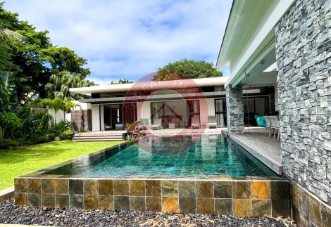 MAGNIFIQUE VILLA DE 4 CH AVEC TRES BELLE PISCINE A PEREYBERE - ILE MAURICE