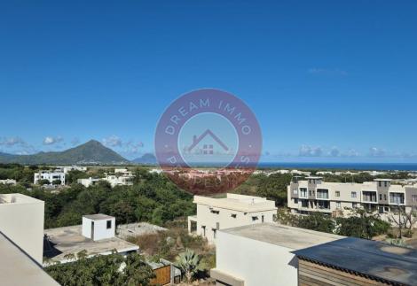 SUPERBE PENTHOUSE AVEC MAGNIFIQUE VUE MER A FLIC EN FLAC - ILE MAURICE