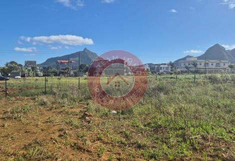 RESIDENTIAL LAND OF 1050 SQM PERCHES FOR SALE AT L’AVENIR AREA - MAURITIUS