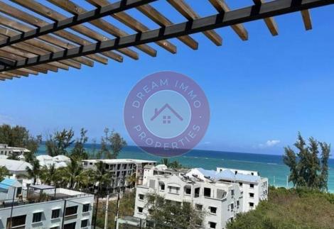 REVENTE APPARTEMENT MEUBLE VUE MONTAGNES & ROOFTOP A FLIC EN FLAC – ILE MAURICE