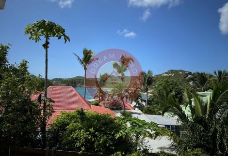 VILLA DE 3CH AVEC TERRASSES VUE MER DANS UN BATIMENT A ANSE DES CAYES – SAINT BARTHELEMY