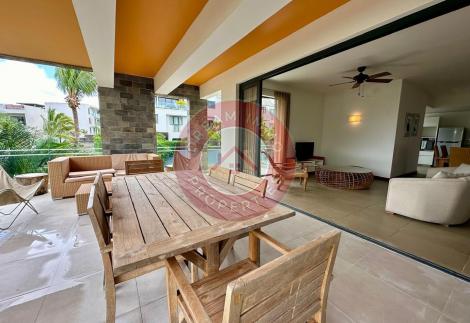 BEL APPARTEMENT DE 3 CHAMBRES DANS UNE RESIDENCE AVEC HOTEL & GOLF A AZURI - ILE MAURICE