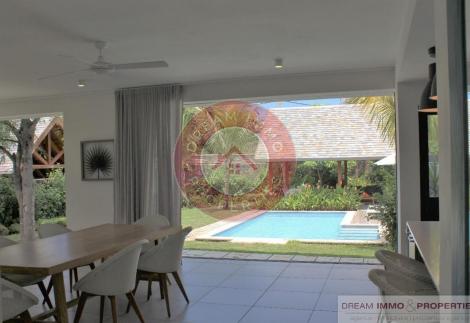 SUPERBE VILLA DE 3 CH DISPONIBLE IMMEDIATEMENT A RIVIERE NOIRE - ILE MAURICE